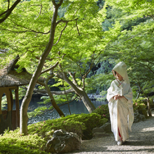 八芳園