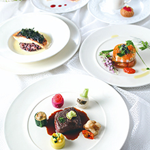 【ミクニで叶える】大切な人との贅沢おもてなし婚・美食会プランのメイン画像