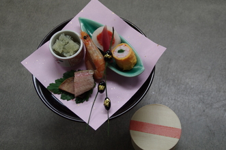 【お顔合わせ・結納プラン】《料亭の個室で華やかに祝い膳》6名様のメイン画像