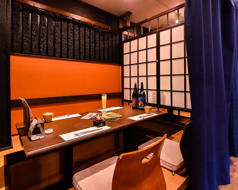 掘りごたつ式個室