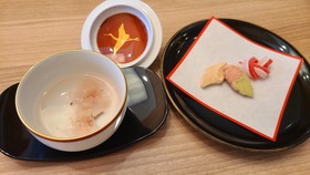 桜湯・茶菓子