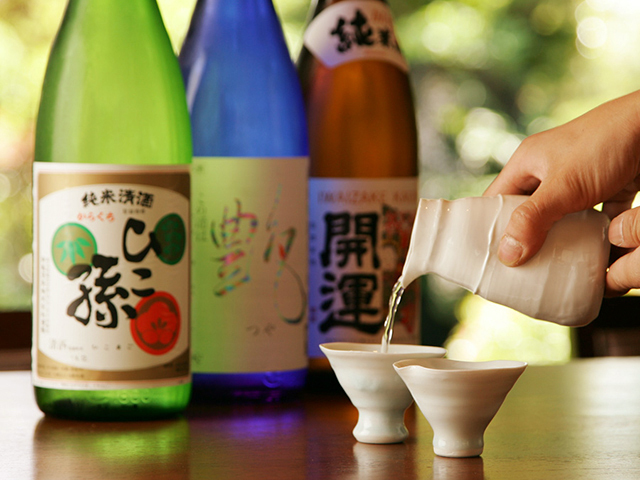 大宮で結納顔合わせなら山の家こだわりの日本酒お料理に合わせた厳選の日本酒もおすすめです