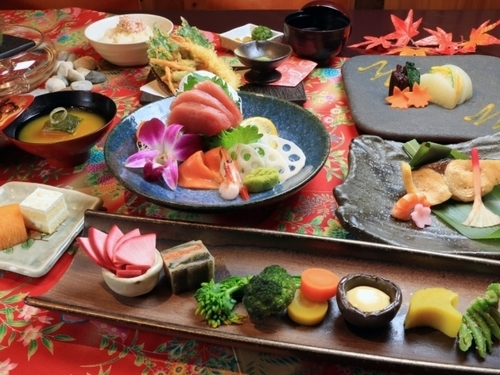 地元食材を使用した旬の懐石