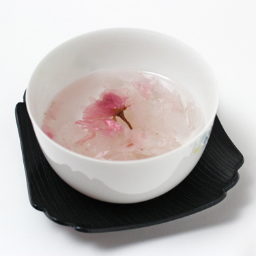 桜湯