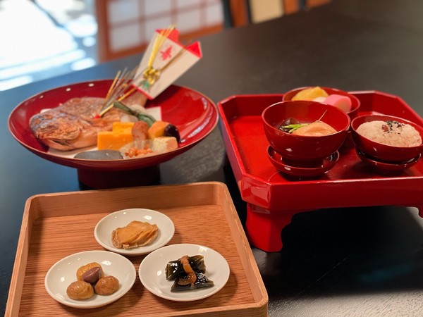 結納・お顔合わせ成約にてお食い初め膳をプレゼント