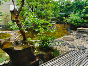 四季の移ろいを表す庭園