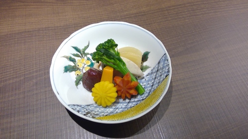 炊合せ一例　秋の装い
