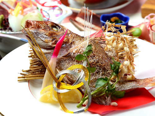 お祝いの鯛姿焼き